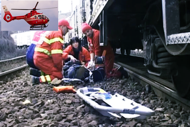 Elicopter SMURD in gara Azuga, pentru salvarea unei femei calcate de tren