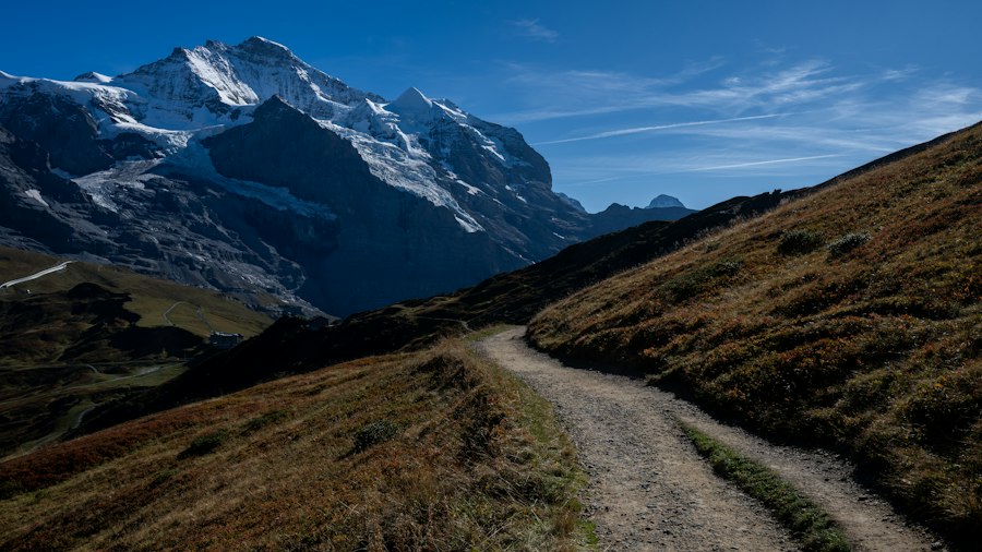 discover mountain trails
